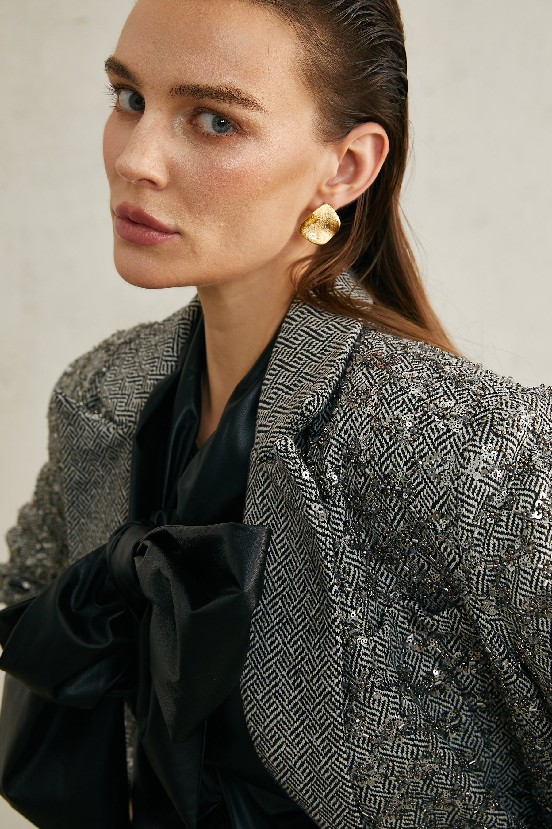 Herringbone Blazer with Lapels in Navy and White