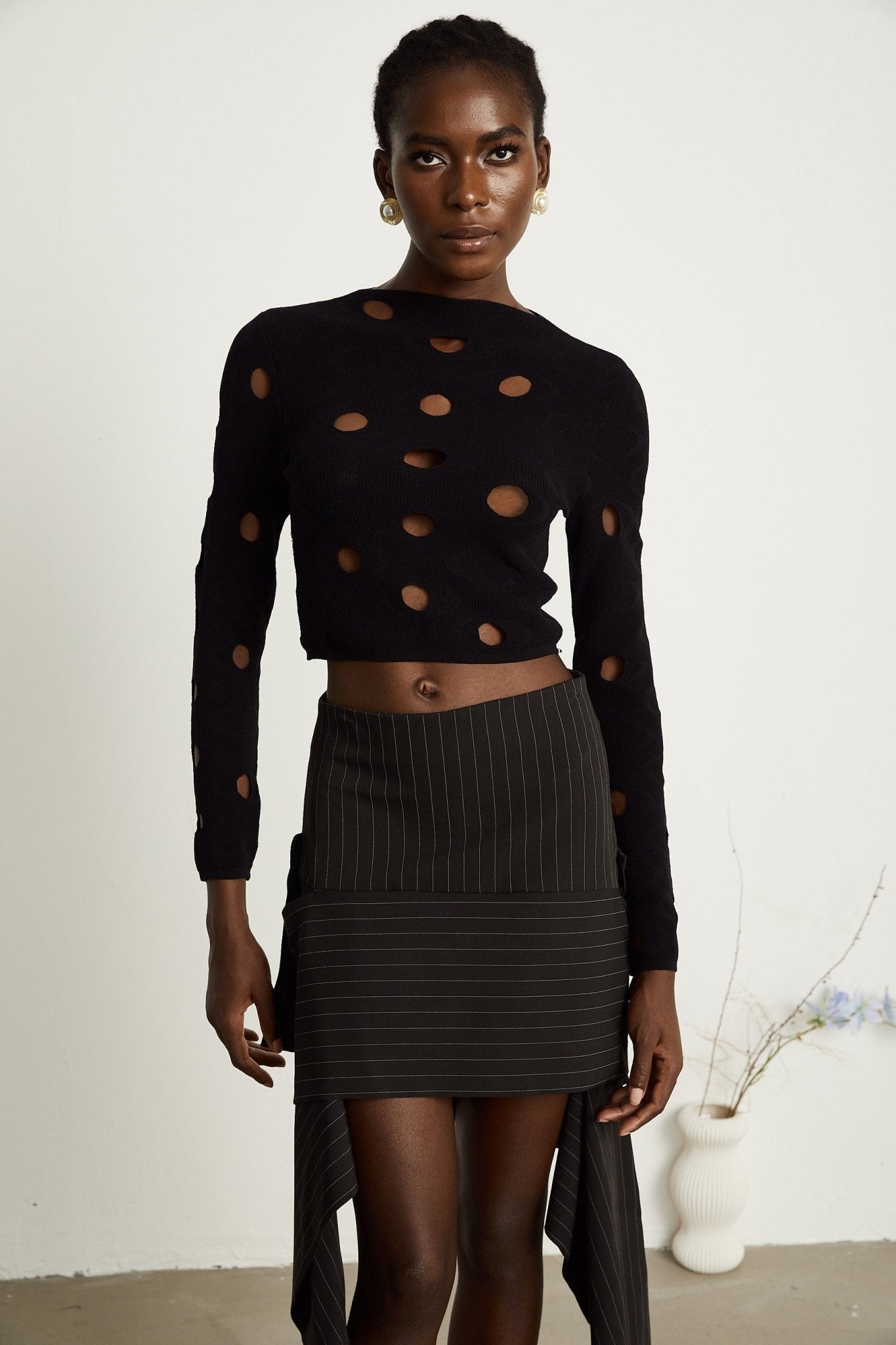 Ainsley cut  out cropped top