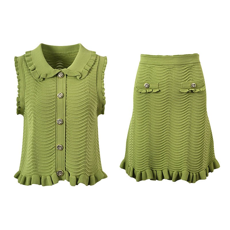 Ruffled Sleeveless Top in Textured Wave Pattern - Green