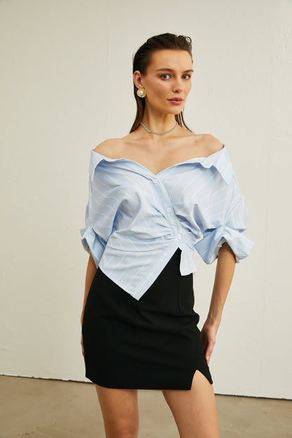 Feminine Blue and White Striped Off-Shoulder Blouse with Comfortable Sleeves